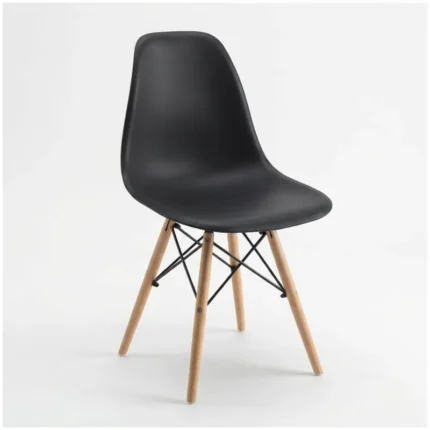 Silla nórdica negra estilo escandinavo